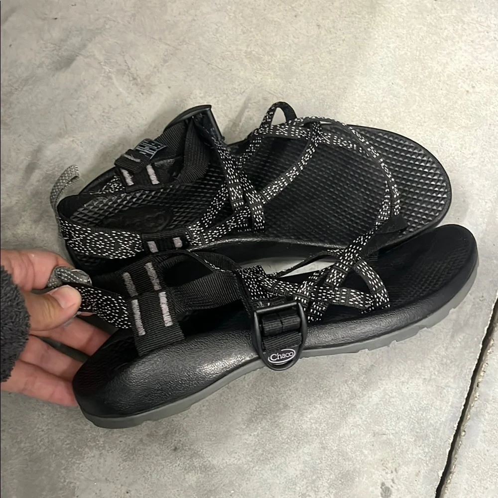 New Chaco ZX1 EcoTread Strappy Outdoor Sandals Kid 6 Woman 7-7.5 Black White